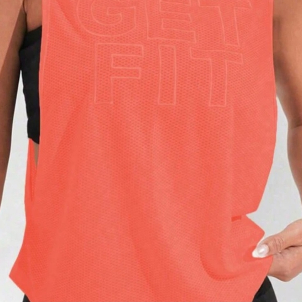 Workout top - Picture 5 of 7
